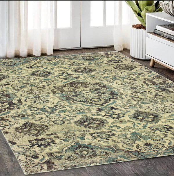 Homeroots 5' Ivory Oriental Area Rug - Elegant Design, Stain Resistant, Perfect For Living Rooms & Kids' Spaces 5' X 8' Polypropylene 574518