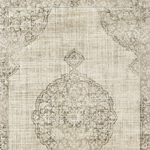 Homeroots 10' Ivory Oriental Power Loom Area Rug - Stylish, Stain Resistant, Perfect For Family Spaces & Decor 10' X 13' Polypropylene 574545