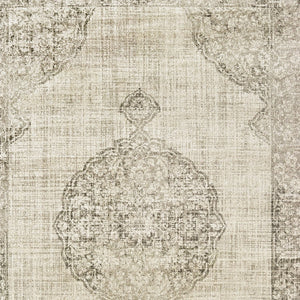 Homeroots 10' Ivory Oriental Power Loom Area Rug - Stylish, Stain Resistant, Perfect For Family Spaces & Decor 4' X 5' Polypropylene 574546