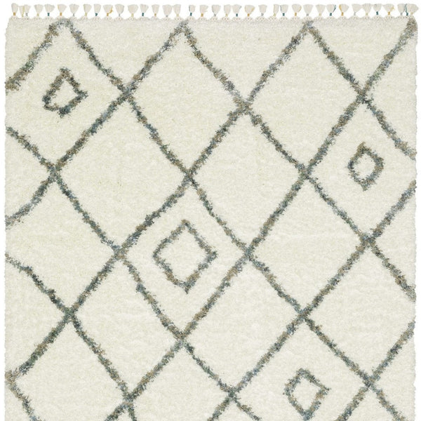 Homeroots 5' Ivory Diamond Shag Area Rug With Fringe - Stylish, Stain-resistant Comfort For Any Space 8' X 11' Polypropylene 574639