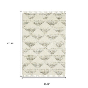 Homeroots 5' Luxurious Ivory Geometric Shag Area Rug With Trendy Fringe – Perfect For Cozy Spaces And Pets! 8' X 11' Polypropylene 574649