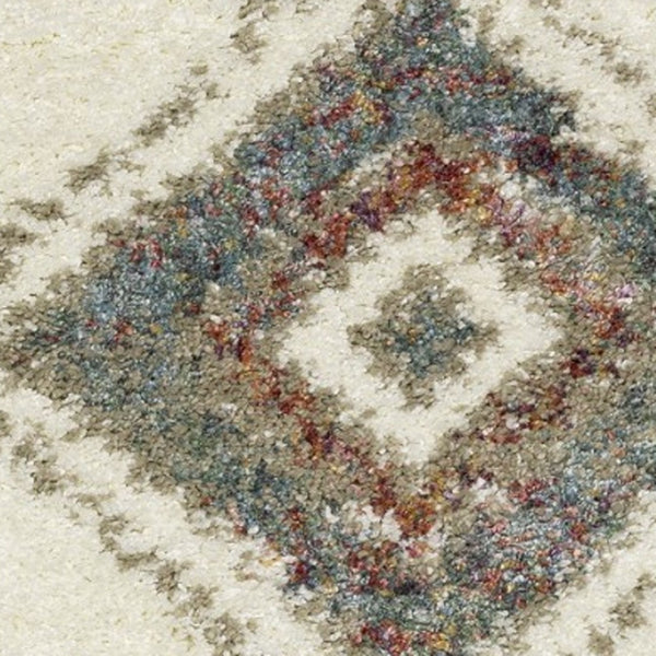 Homeroots 5' Ivory Southwestern Shag Area Rug With Fringe - Cozy, Stylish, And Stain Resistant For Any Decor 4' X 5' Polypropylene 574657