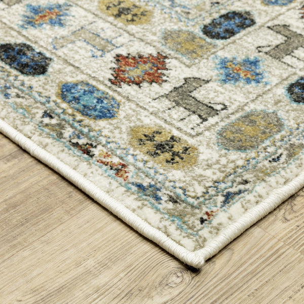 HomeRoots 5' Ivory Tan and Gray Tribal Area Rug - Durable Bohemian Design for Stylish Living Spaces 4' X 6' 574667