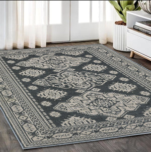 Homeroots 10' Blue Medallion Area Rug - Stylish, Stain-resistant Design For Living Spaces And Kids' Rooms 5' X 8' Polyester 574692