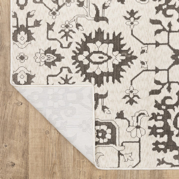 Homeroots 5' Elegant Ivory Oriental Area Rug – Stain Resistant, Perfect For Homes With Kids And Pets, 5x8 5' X 8' Polyester 574718