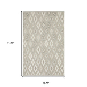 HomeRoots 5' Elegant Beige and Gray Diamond Area Rug – Durable, Stain-Resistant, Perfect for Any Home Decor 7' X 10' 574825