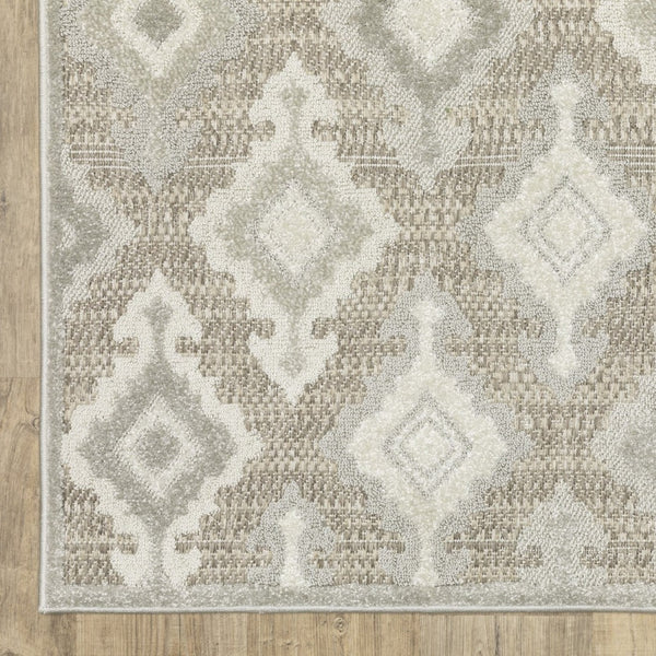 HomeRoots 5' Timeless Beige and Gray Oriental Area Rug - Stain Resistant, Durable, Perfect for High-Traffic Spaces 7' X 10' 574841