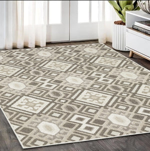 HomeRoots 5' Elegant Brown and Beige Tribal Area Rug - Durable, Stain-Resistant Design for Any Room Decor 5' X 8' 574847