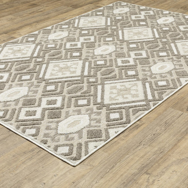 HomeRoots 5' Elegant Brown and Beige Tribal Area Rug - Durable, Stain-Resistant Design for Any Room Decor 8' X 11' 574850