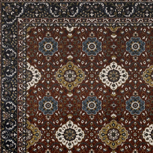 HomeRoots 5' Red Medallion Area Rug with Fringe - Elegant, Stain-Resistant Design for Stylish Living Spaces! 7' X 10' 574864