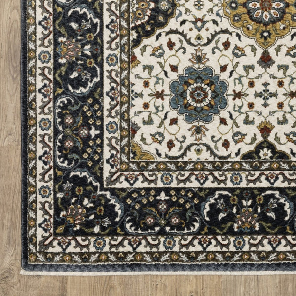 HomeRoots 5' Red Medallion Area Rug with Fringe - Elegant, Stain-Resistant Design for Stylish Living Spaces! 4' X 6' 574867
