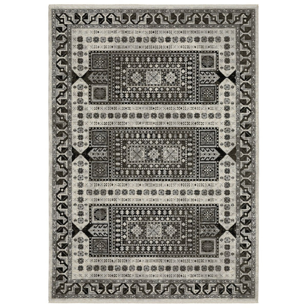 Homeroots 5' Ivory Oriental Area Rug With Charcoal Design And Fringe - Stain Resistant, Stylish Home Decor 7' X 10' Polyester 574883