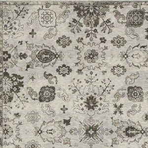 Homeroots 5' Ivory Oriental Area Rug With Fringe - Elegant Design, Stain Resistant, Perfect For Home Décor 10' X 13' Polyester 574894