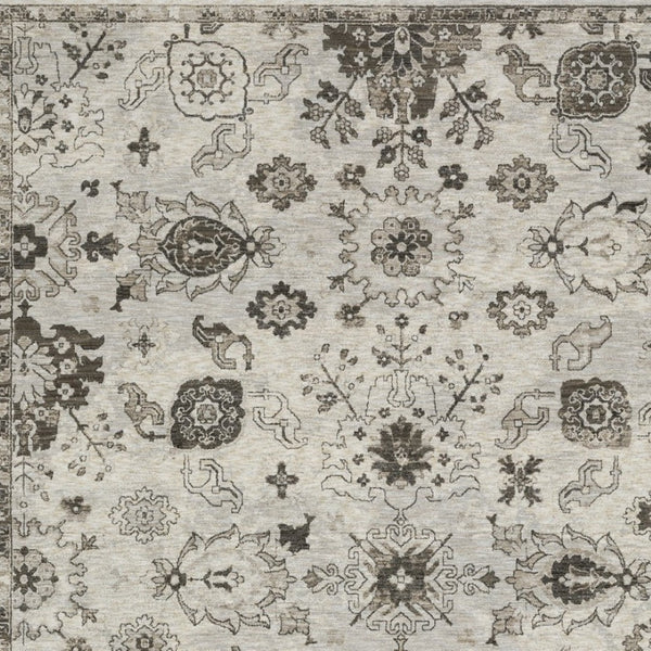 Homeroots 5' Ivory Oriental Area Rug With Fringe - Elegant Design, Stain Resistant, Perfect For Home Décor 10' X 13' Polyester 574894