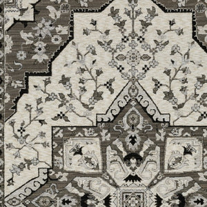 HomeRoots 5' Ivory and Gray Medallion Area Rug with Fringe – Timeless Style, Stain-Resistant, Perfect for Any Space 7' X 10' 574903