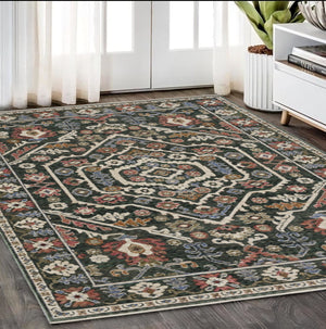 Homeroots 5' Floral Green Area Rug With Fringe - Stylish, Stain-resistant Design For Kid & Pet-friendly Homes 5' X 8' Polyester 574950