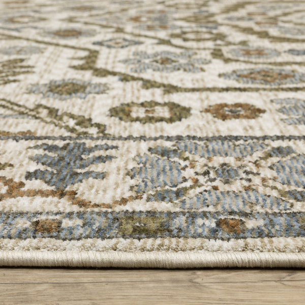 Homeroots 5' Floral Green Area Rug With Fringe - Stylish, Stain-resistant Design For Kid & Pet-friendly Homes 10' X 13' Polyester 574955