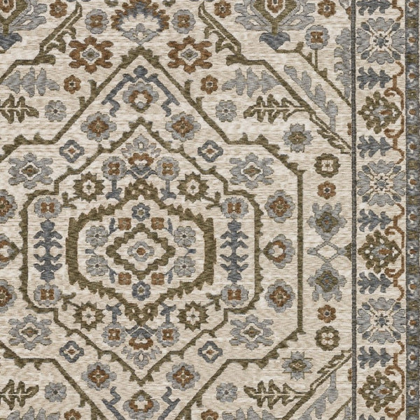 Homeroots 5' Floral Green Area Rug With Fringe - Stylish, Stain-resistant Design For Kid & Pet-friendly Homes 5' X 8' Polyester 574957