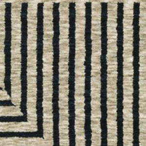 Homeroots 5' Beige Geometric Area Rug With Fringe - Stylish, Stain-resistant Design For Cozy Home Decor 7' X 10' Polyester 575007