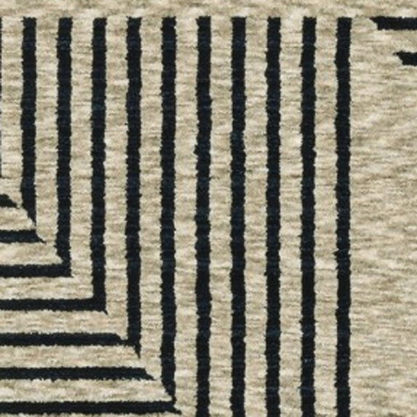 Homeroots 5' Beige Geometric Area Rug With Fringe - Stylish, Stain-resistant Design For Cozy Home Decor 7' X 10' Polyester 575007