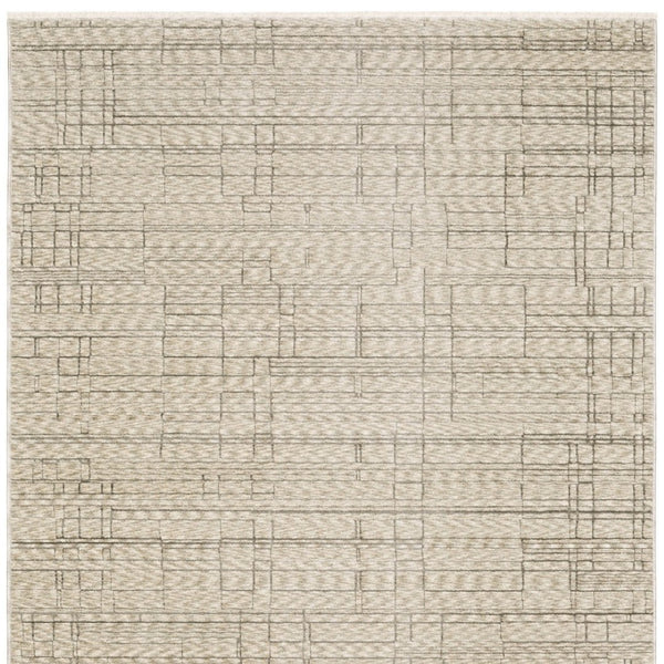 Homeroots 5' Chic Beige And Brown Geometric Area Rug With Stylish Fringe For Modern Home Decor Bliss 7' X 10' Polyester 575019