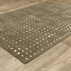 Homeroots 5' Artistic Brown Geometric Power Loom Area Rug – Stain Resistant, Perfect For Homes With Kids & Pets 10' X 13' Polyester 575044