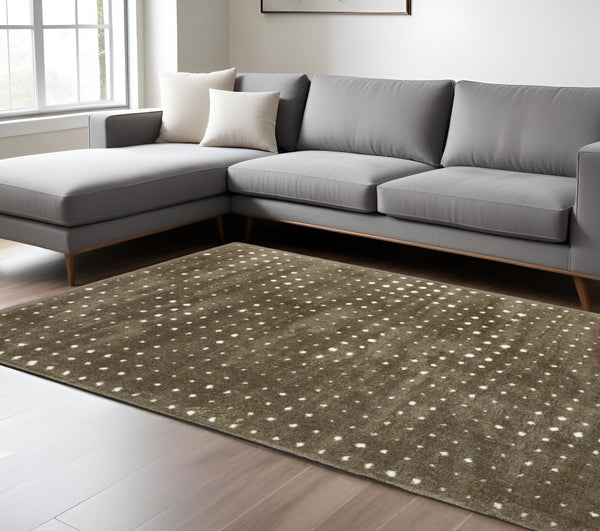 Homeroots 5' Artistic Brown Geometric Power Loom Area Rug – Stain Resistant, Perfect For Homes With Kids & Pets 8' X 11' Polyester 575047