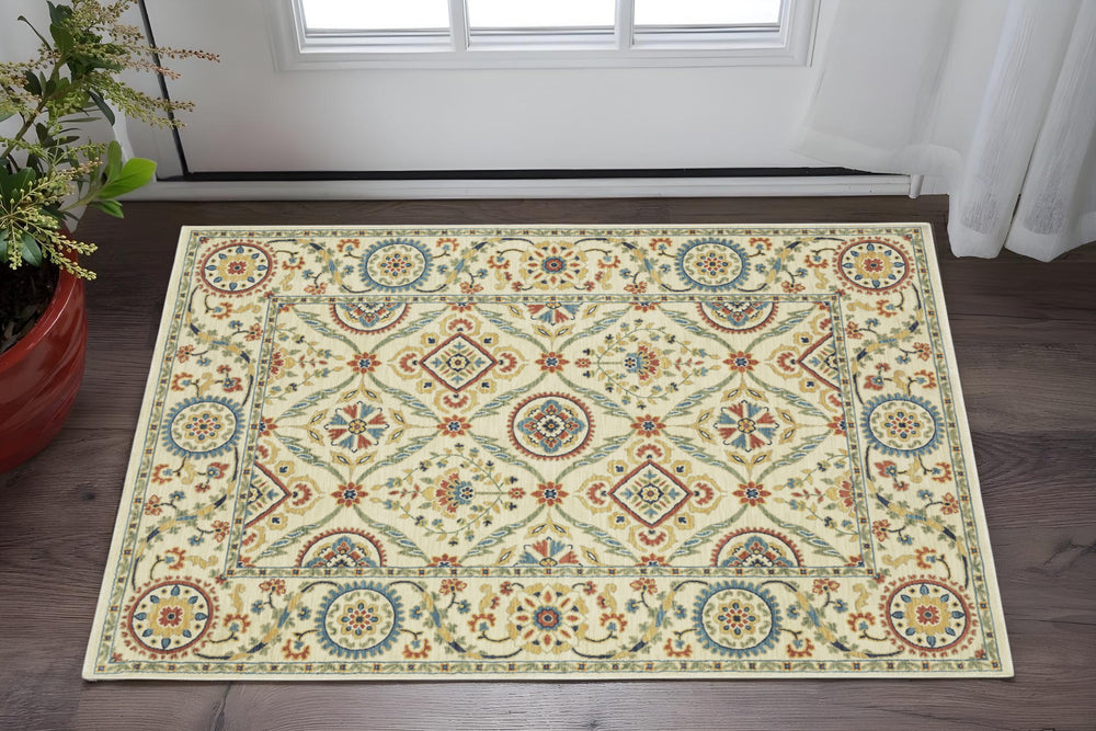 Homeroots 5' Inviting Ivory And Blue Orange Oriental Area Rug With Fringe - Stylish, Durable, And Versatile Decor 3' X 5' Polypropylene 575231