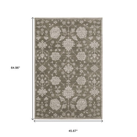 Homeroots 4' Gray Oriental Area Rug - Stylish, Stain-resistant Design For Cozy Spaces And Modern Decor 4' X 6' Polyester 575243