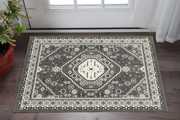 Homeroots 3' Gray Medallion Area Rug – Stylish, Stain-resistant Design To Elevate Your Living Space Decor 3' X 5' Polypropylene,Polyester 575255