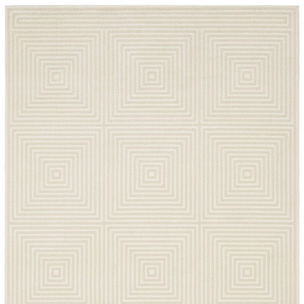Homeroots 3' Stylish Ivory Geometric Power Loom Area Rug - Perfect For Homes With Kids And Pets, Stain Resistant 3' X 5' Polypropylene,Polyester 575257