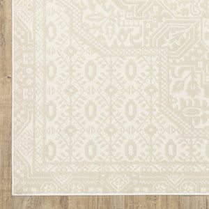 Homeroots 3' Ivory Medallion Area Rug - Stain Resistant, Stylish Design For Home Decor And Cozy Spaces 3' X 5' Polypropylene,Polyester 575262