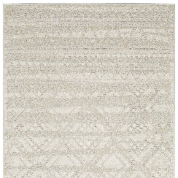 HomeRoots 5' Beige and Ivory Tribal Area Rug - Durable, Stain-Resistant Design for Stylish Living Spaces 3' X 5' 575266