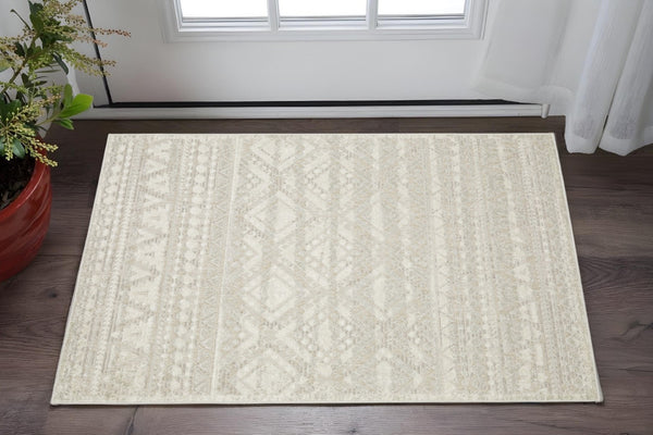 HomeRoots 5' Beige and Ivory Tribal Area Rug - Durable, Stain-Resistant Design for Stylish Living Spaces 3' X 5' 575266