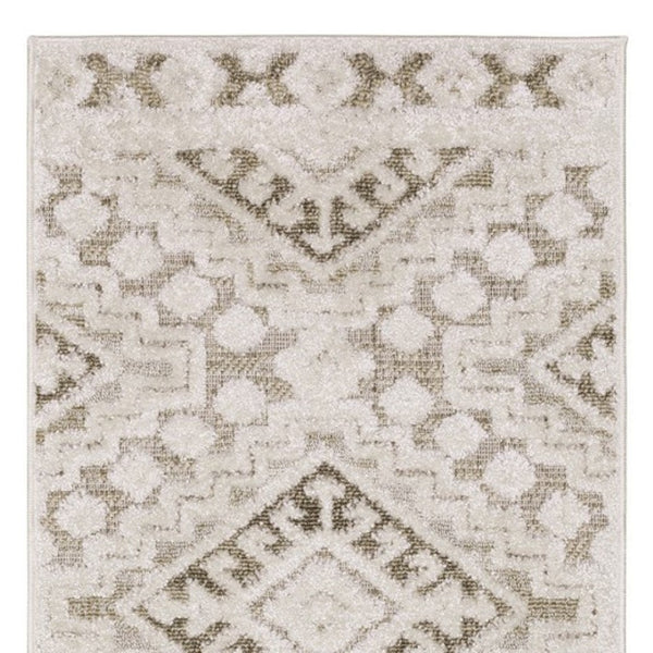HomeRoots 5' Chic Beige and Brown Tribal Area Rug - Durable, Stain-Resistant Design for Any Stylish Space 8' Runner 575271
