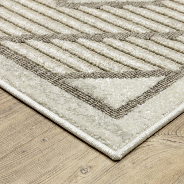 HomeRoots 5' Stylish Beige and Brown Geometric Area Rug – Modern, Stain-Resistant, Durable for Everyday Living 3' X 5' 575274