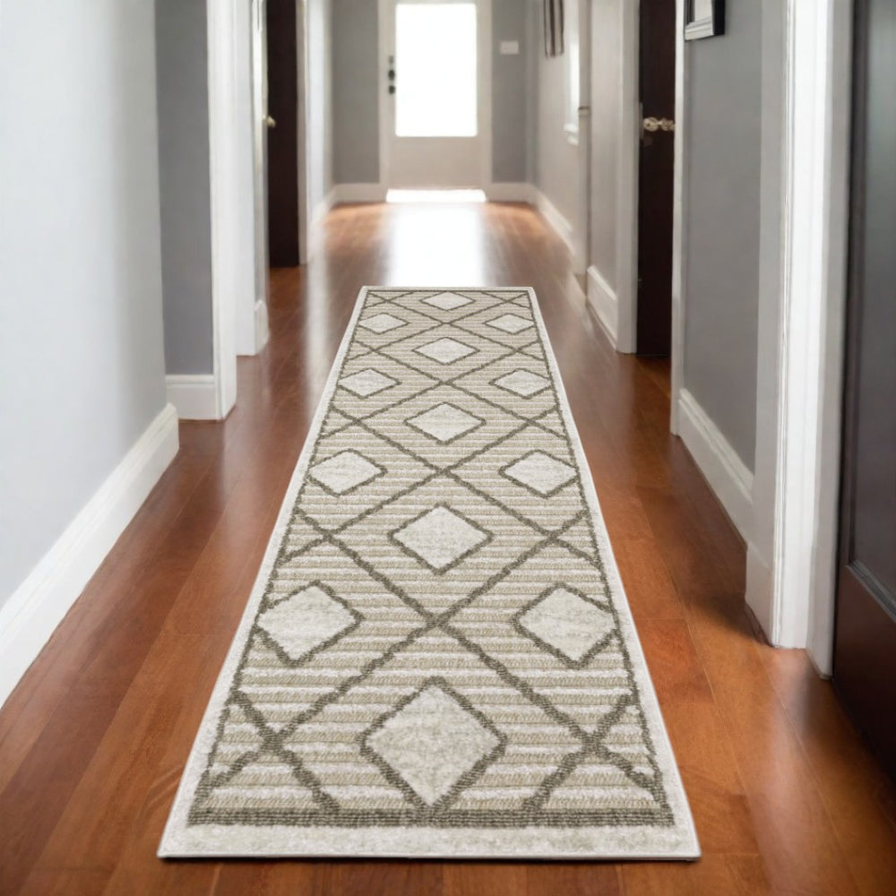HomeRoots 5' Stylish Beige and Brown Geometric Area Rug – Modern, Stain-Resistant, Durable for Everyday Living 8' Runner 575275