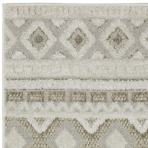 Homeroots 3' Gray Tribal Area Rug – Stylish Power Loom Design, Stain Resistant, Perfect For Any Home Decor 8' Runner Polypropylene 575277