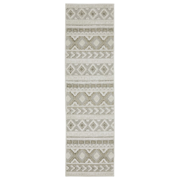 Homeroots 3' Gray Tribal Area Rug – Stylish Power Loom Design, Stain Resistant, Perfect For Any Home Decor 8' Runner Polypropylene 575277