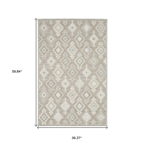 HomeRoots 5' Timeless Beige and Gray Oriental Area Rug - Stain Resistant, Durable, Perfect for High-Traffic Spaces 3' X 5' 575280