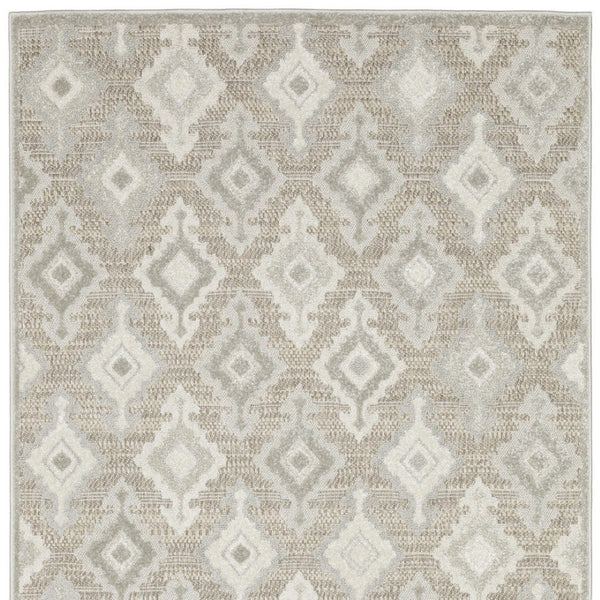 HomeRoots 5' Timeless Beige and Gray Oriental Area Rug - Stain Resistant, Durable, Perfect for High-Traffic Spaces 3' X 5' 575280