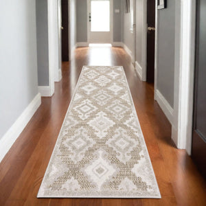 HomeRoots 5' Timeless Beige and Gray Oriental Area Rug - Stain Resistant, Durable, Perfect for High-Traffic Spaces 8' Runner 575281