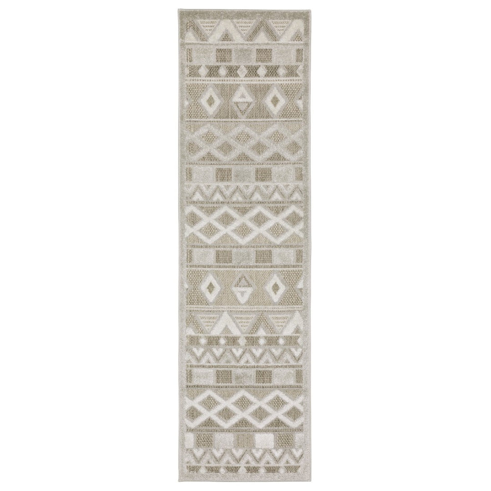 HomeRoots 5' Modern Beige and Gray Geometric Area Rug - Stylish, Durable, and Perfect for High-Traffic Spaces 8' Runner 575283
