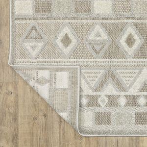 Homeroots 5' Geometric Power Loom Area Rug In Beige And Gray - Stylish, Stain-resistant Decor For Any Space 8' Runner Polypropylene 575283