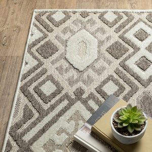 HomeRoots 5' Elegant Brown and Beige Tribal Area Rug - Durable, Stain-Resistant Design for Any Room Decor 3' X 5' 575284