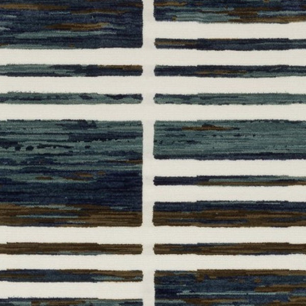 Homeroots 3' Stylish Ivory Geometric Area Rug – Stain Resistant, Soft Texture For Elegant Home Decor Enhancement 8' Runner Polypropylene,Polyester 575379