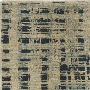 Homeroots 3' Beige Geometric Area Rug - Stylish, Stain Resistant, Perfect For Kids & Pets, Ideal For Any Room 8' Runner Polypropylene,Polyester 575383