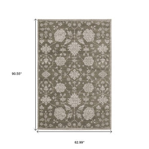 Homeroots 4' Gray Oriental Area Rug - Stylish, Stain-resistant Design For Cozy Spaces And Modern Decor 5' X 8' Polyester 575394