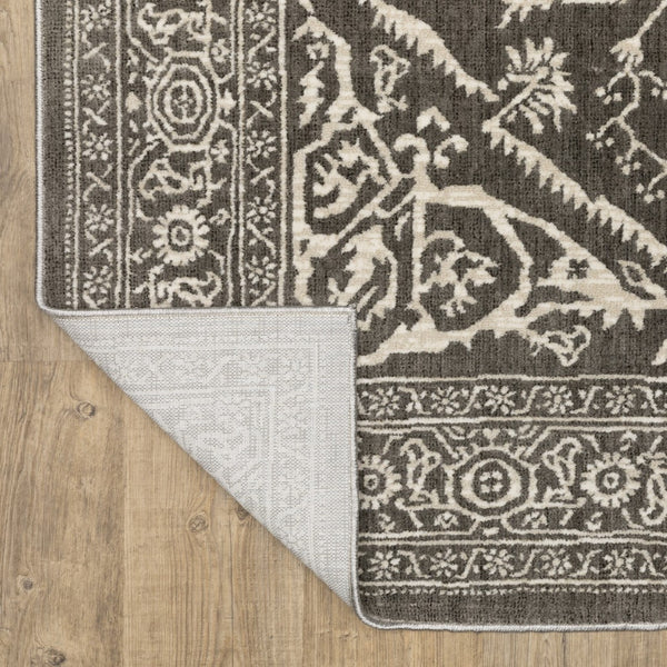 Homeroots 5' Ivory And Gold Oriental Area Rug - Stain Resistant, Stylish Design For Any Home Decor 8' Runner Polyester 575399