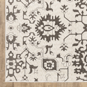 Homeroots 5' Elegant Ivory Oriental Area Rug – Stain Resistant, Perfect For Homes With Kids And Pets, 5x8 8' Runner Polyester 575408